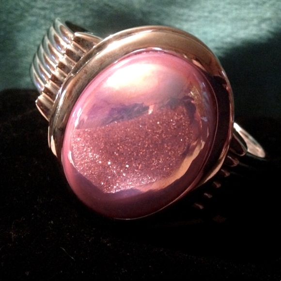 Stunning! Burgi Pink Druzy stone watch - Picture 2 of 7